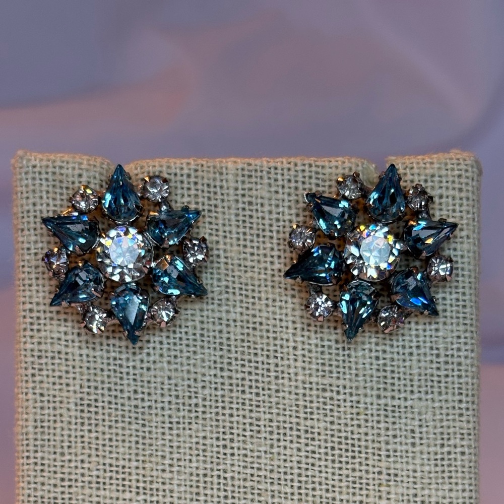 Vintage-Sparkling Teardrop Blue Crystal Starburst Stud Earrings - Women Jewelry